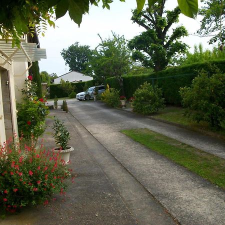 Saint-André-de-Cubzac Domaine De Monein B&B 외부 사진